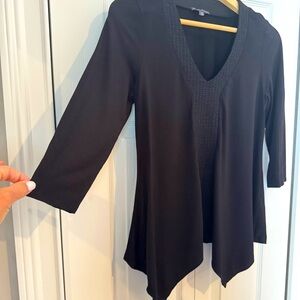 Adrianna Papell Black Asymmetrical Tunic Blouse 3/4 Sleeve Woven Stitch Detail M